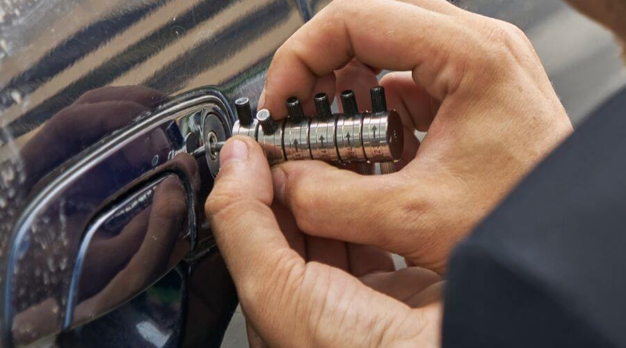 Professional New roof installation in Darwin, CA